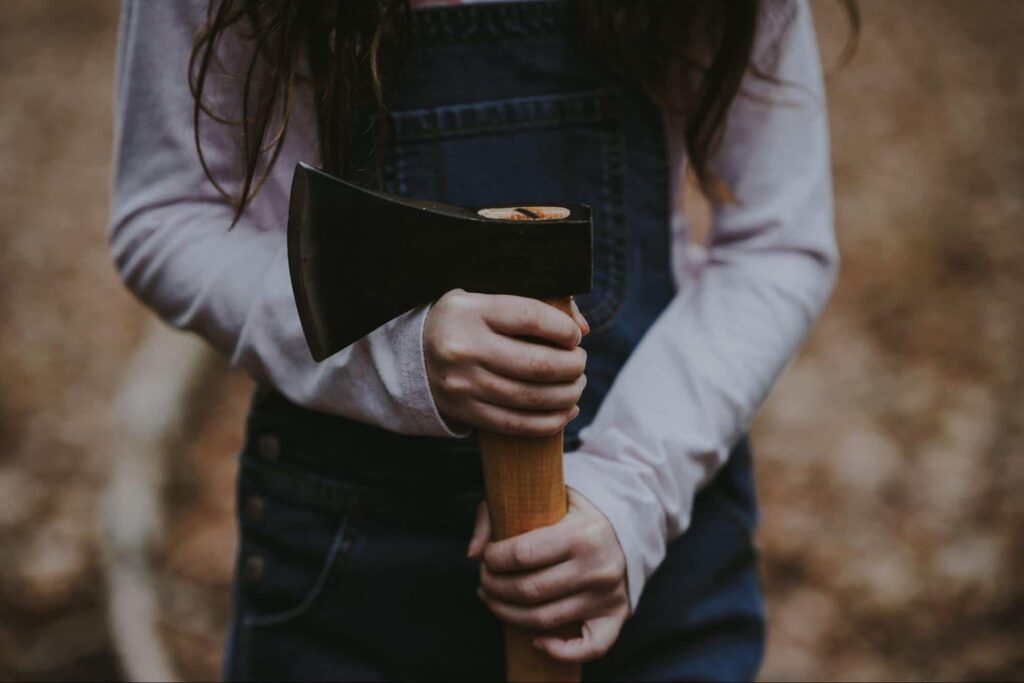 Can I wear a dress to axe throwing in Singapore