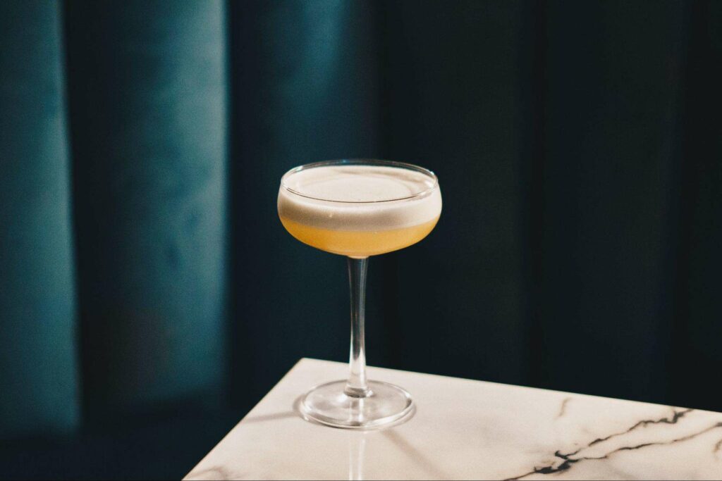 Experience the New York drinking scene at Astor