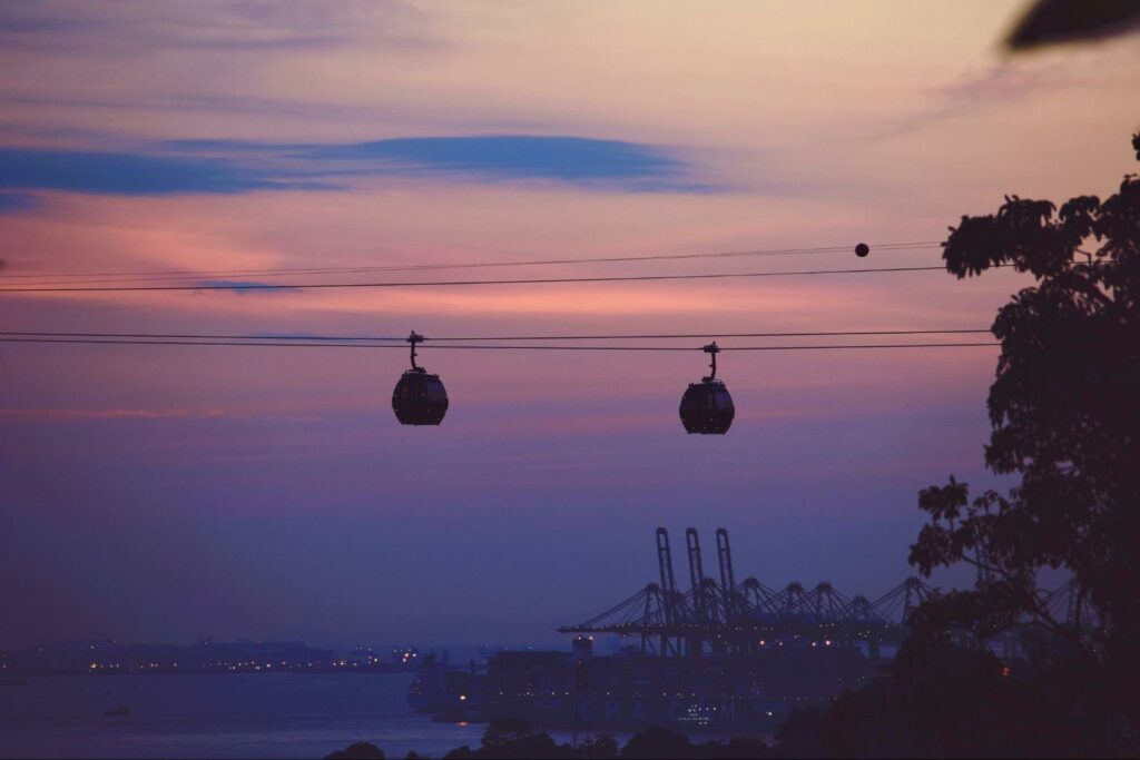 How long is the cable car ride in Singapore