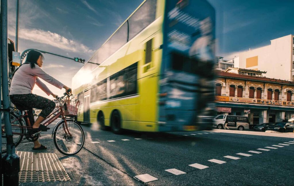 What speed can you cycle in Singapore